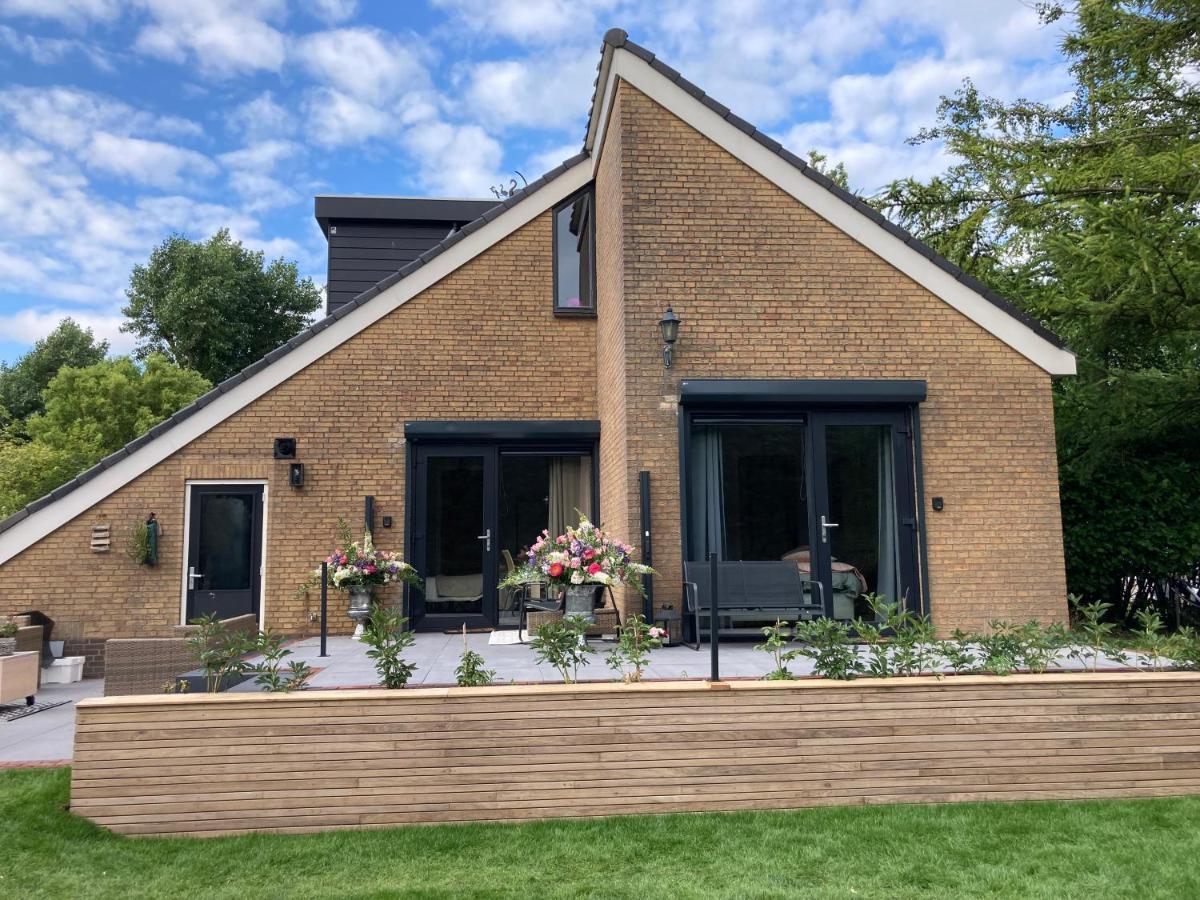 Paauwze Bed & Breakfast Rijnsburg Exterior photo